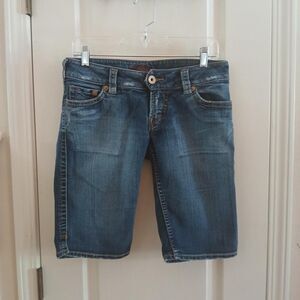 Y2K Style Silver Jeans Co. Karli Low Rise Denim Bermuda Shorts 29 Classic Jorts